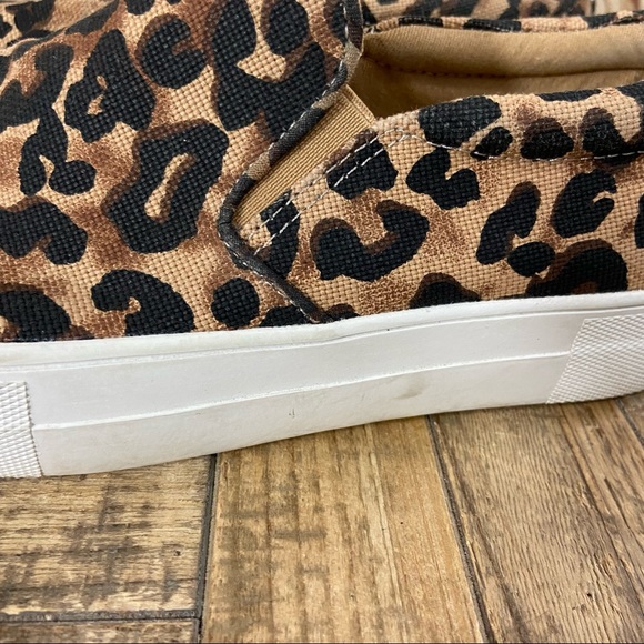 Steve Madden leopard print slips on sneakers size 7 - Picture 4 of 11